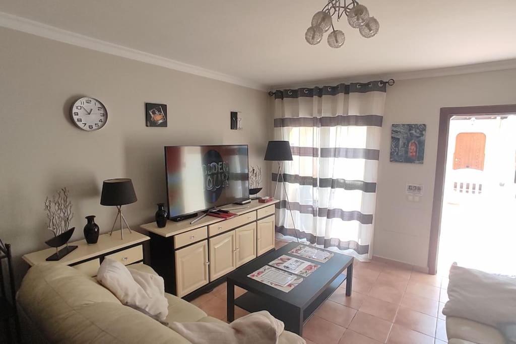 Casa Donn - El Sultan 63 - Luxury 3 Bed Villa With Fast Fibre Internet Corralejo Bagian luar foto